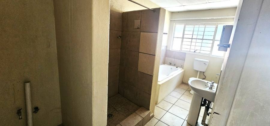 To Let 2 Bedroom Property for Rent in Rustenburg Rural North West